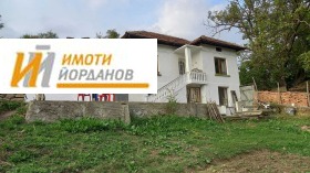 Продажба на имоти в с. Димча, област Велико Търново — страница 2 - изображение 1 