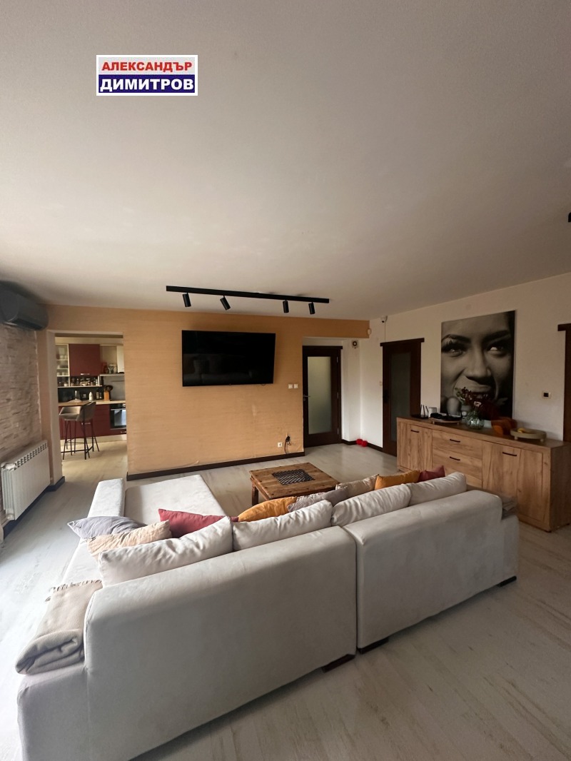 Te koop  3+ slaapkamer Ruse , Tsentar , 263 m² | 16767424 - afbeelding [2]