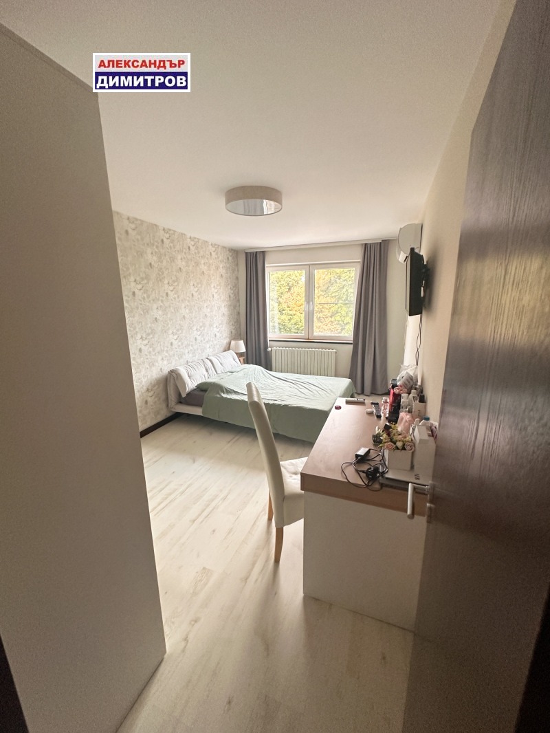 Te koop  3+ slaapkamer Ruse , Tsentar , 263 m² | 16767424 - afbeelding [12]