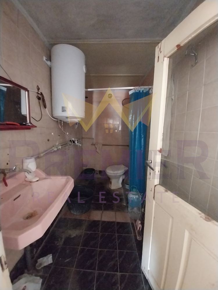 Продава КЪЩА, гр. Тервел, област Добрич, снимка 4 - Къщи - 53824336