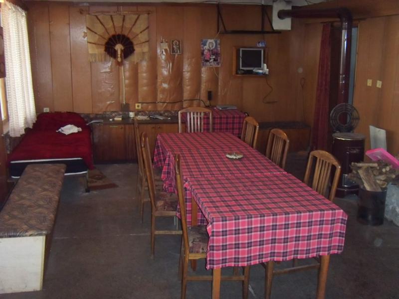 Продава ПРОМ. ПОМЕЩЕНИЕ, гр. Троян, област Ловеч, снимка 9 - Производствени сгради - 52781354