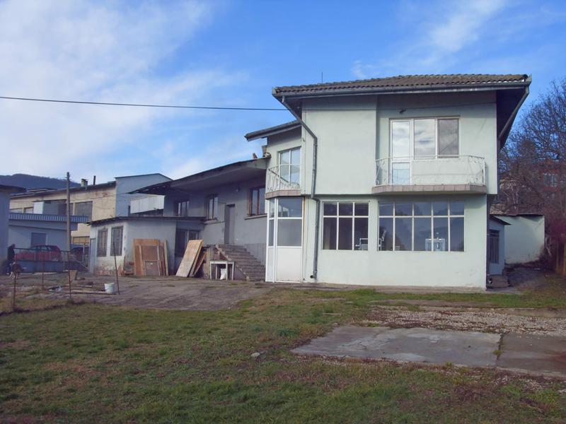 Продава ПРОМ. ПОМЕЩЕНИЕ, гр. Троян, област Ловеч, снимка 4 - Производствени сгради - 52781354