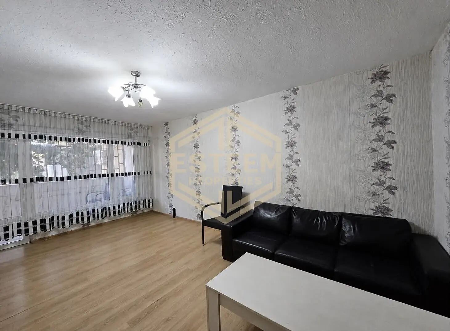 Продава 2-СТАЕН, гр. Русе, Чародейка - Юг, снимка 3 - Апартаменти - 55588276