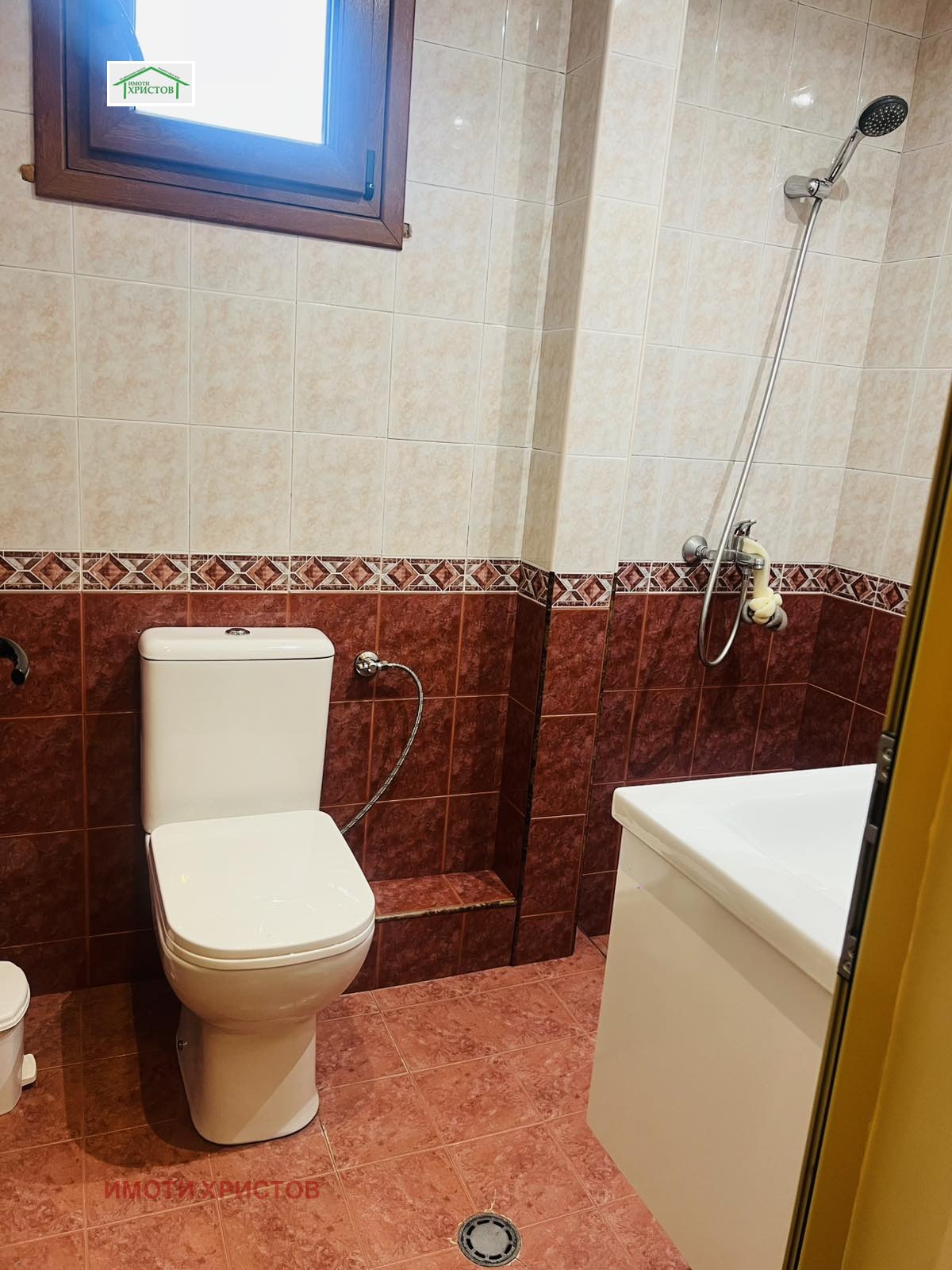 Продава КЪЩА, гр. Шумен, Военно училище, снимка 11 - Къщи - 54594318
