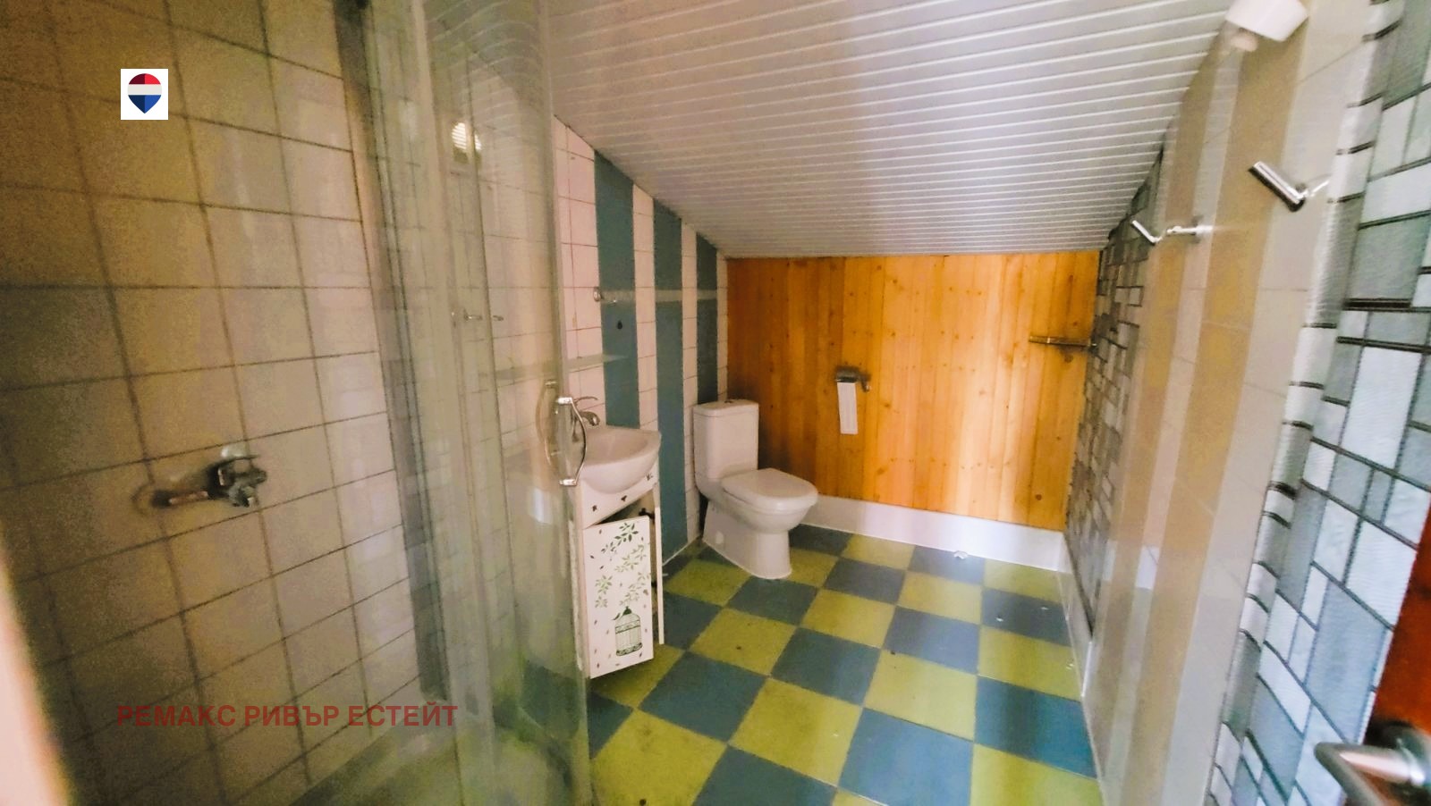Продава КЪЩА, гр. Русе, Новата махала, снимка 4 - Къщи - 56197244