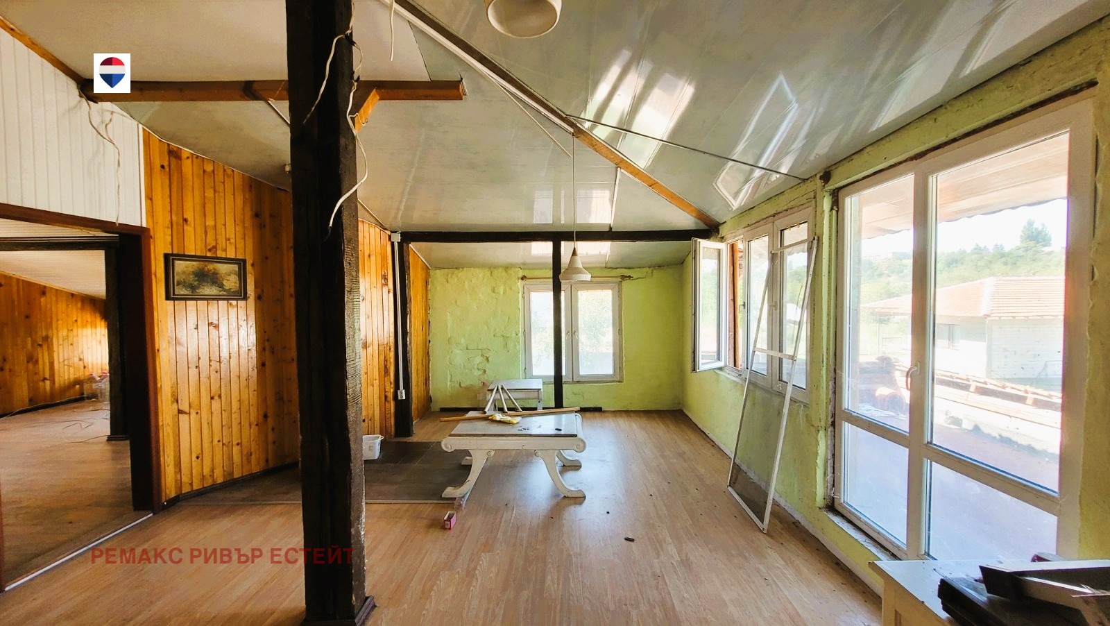 Продава КЪЩА, гр. Русе, Новата махала, снимка 2 - Къщи - 56197244