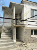 Продава КЪЩА, гр. Карнобат, област Бургас, снимка 1