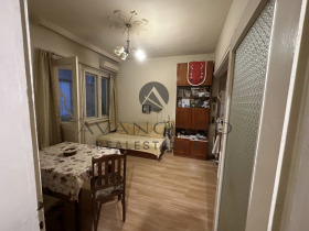 1 Schlafzimmer Zentar, Plowdiw 5