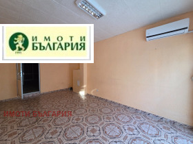 ГАРАЖ, ПАРКОМЯСТО, 18 m2