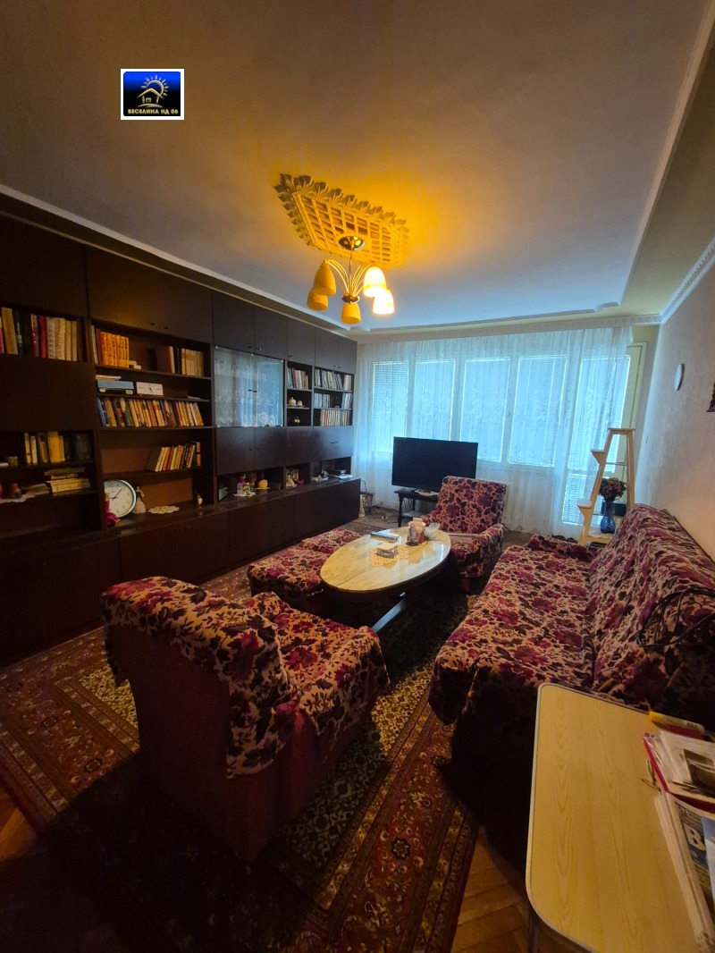 Zu verkaufen  3 Schlafzimmer Dobritsch , Zentar , 105 qm | 87537950