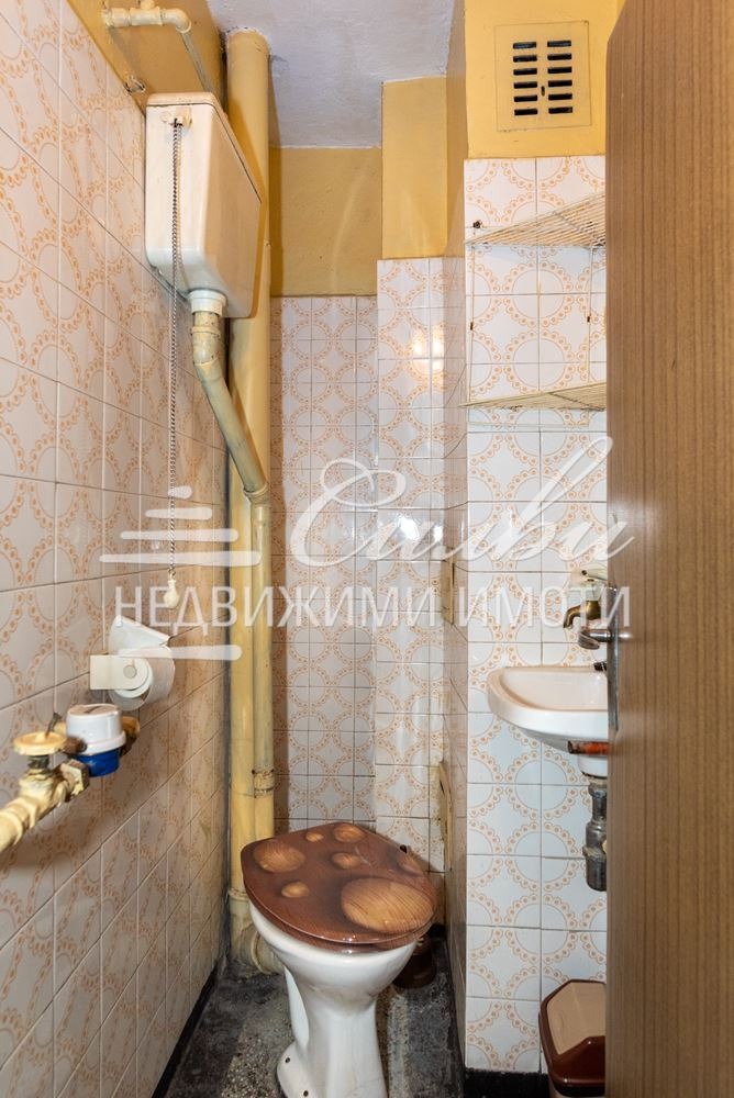 Продава 4-СТАЕН, гр. Шумен, Математическа гимназия, снимка 12 - Апартаменти - 52602613