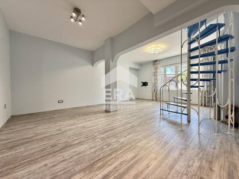 À vendre  Maisonnette Sofia , Tsentar , 90 m² | 76019484