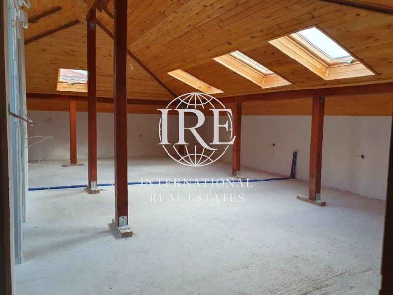 Продава КЪЩА, с. Приселци, област Варна, снимка 4 - Къщи - 53152227