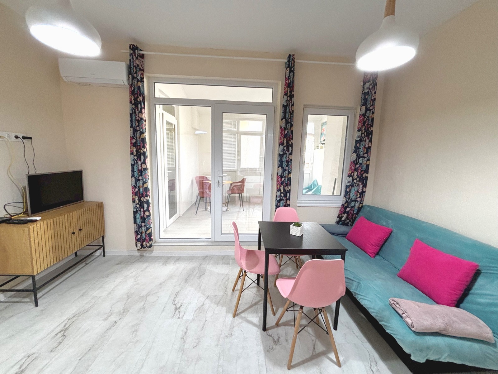 Продава 2-СТАЕН, гр. Варна, Център, снимка 3 - Апартаменти - 53705979