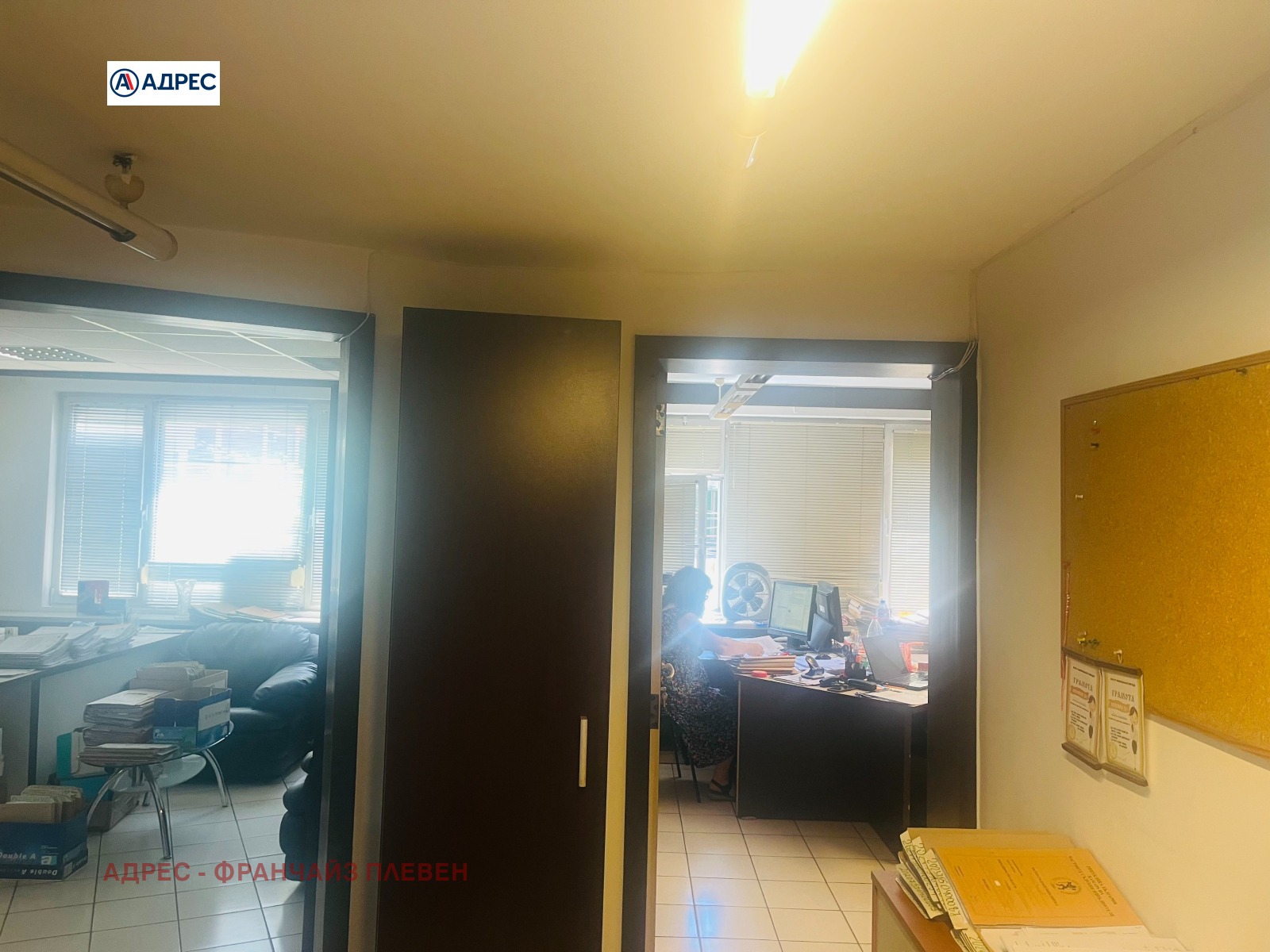 Продава ОФИС, гр. Плевен, Идеален център, снимка 3 - Офиси - 54996694