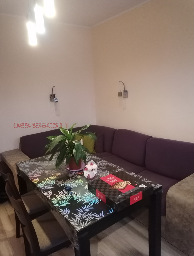 Продава 3-СТАЕН, гр. Велико Търново, Център, снимка 2 - Апартаменти - 53185403