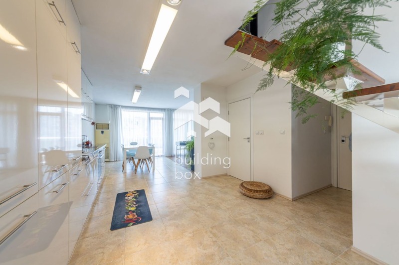 En venta  Casita Varna , Koljozen pazar , 122 metros cuadrados | 13582858