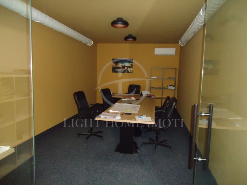 Na sprzedaż  Biuro Plowdiw , Kamenica 2 , 120 mkw | 10692283 - obraz [3]