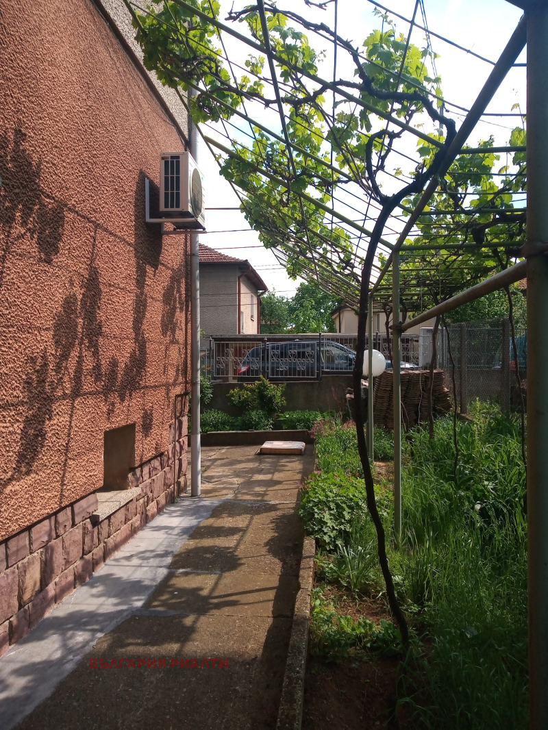 Продава  Къща град София , гр. Нови Искър , 467 кв.м | 85481869 - изображение [6]