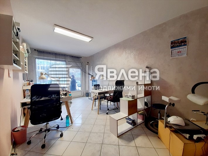 Eladó  Üzlet Varna , Spartak Stadion , 50 négyzetméter | 59933299 - kép [3]
