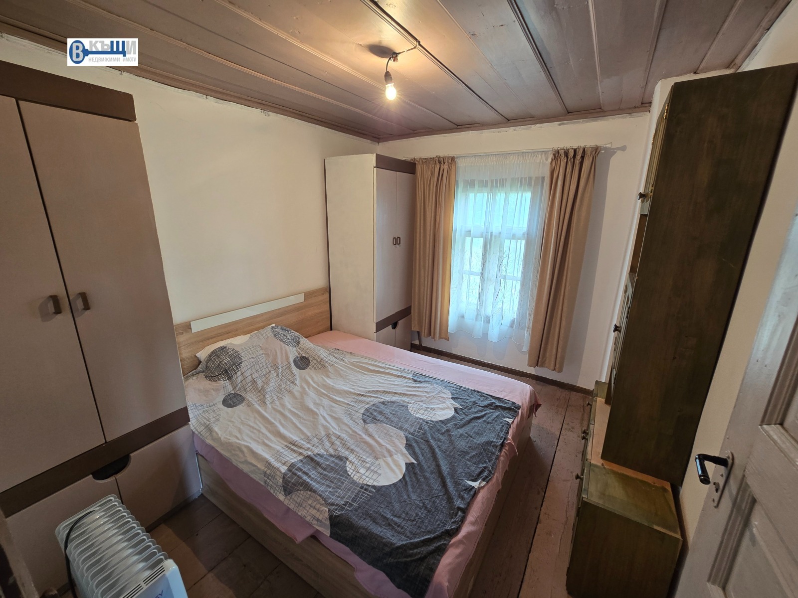 Продава КЪЩА, с. Ресен, област Велико Търново, снимка 10 - Къщи - 55184378
