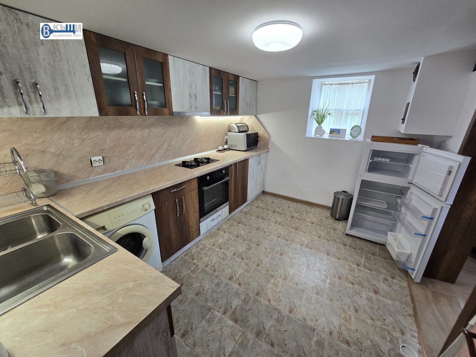 Продава КЪЩА, с. Ресен, област Велико Търново, снимка 3 - Къщи - 55184378