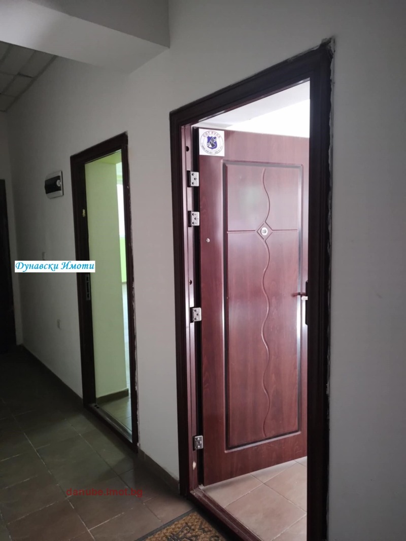 À venda  Escritório Ruse , Centar , 100 m² | 45401059