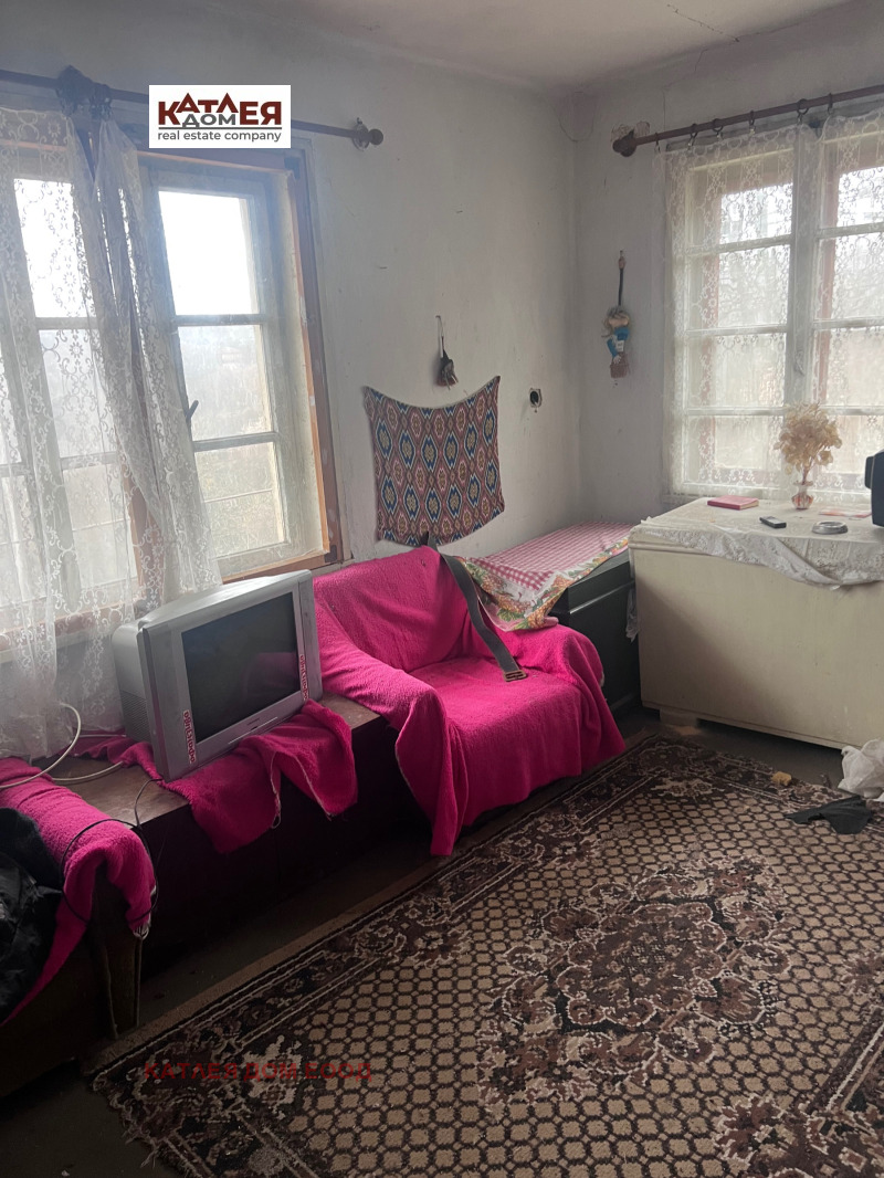 Продава КЪЩА, с. Старо село, област Враца, снимка 10 - Къщи - 52871769