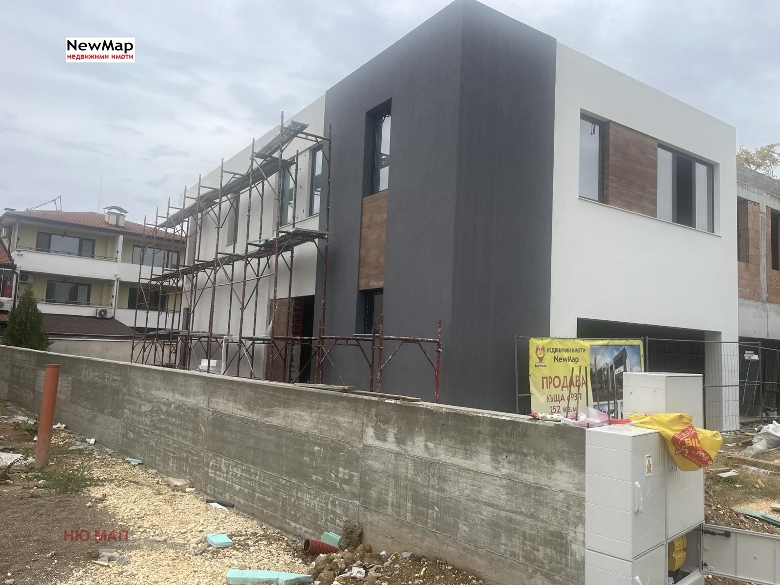 Продава КЪЩА, гр. Плевен, Кайлъка, снимка 2 - Къщи - 52604171