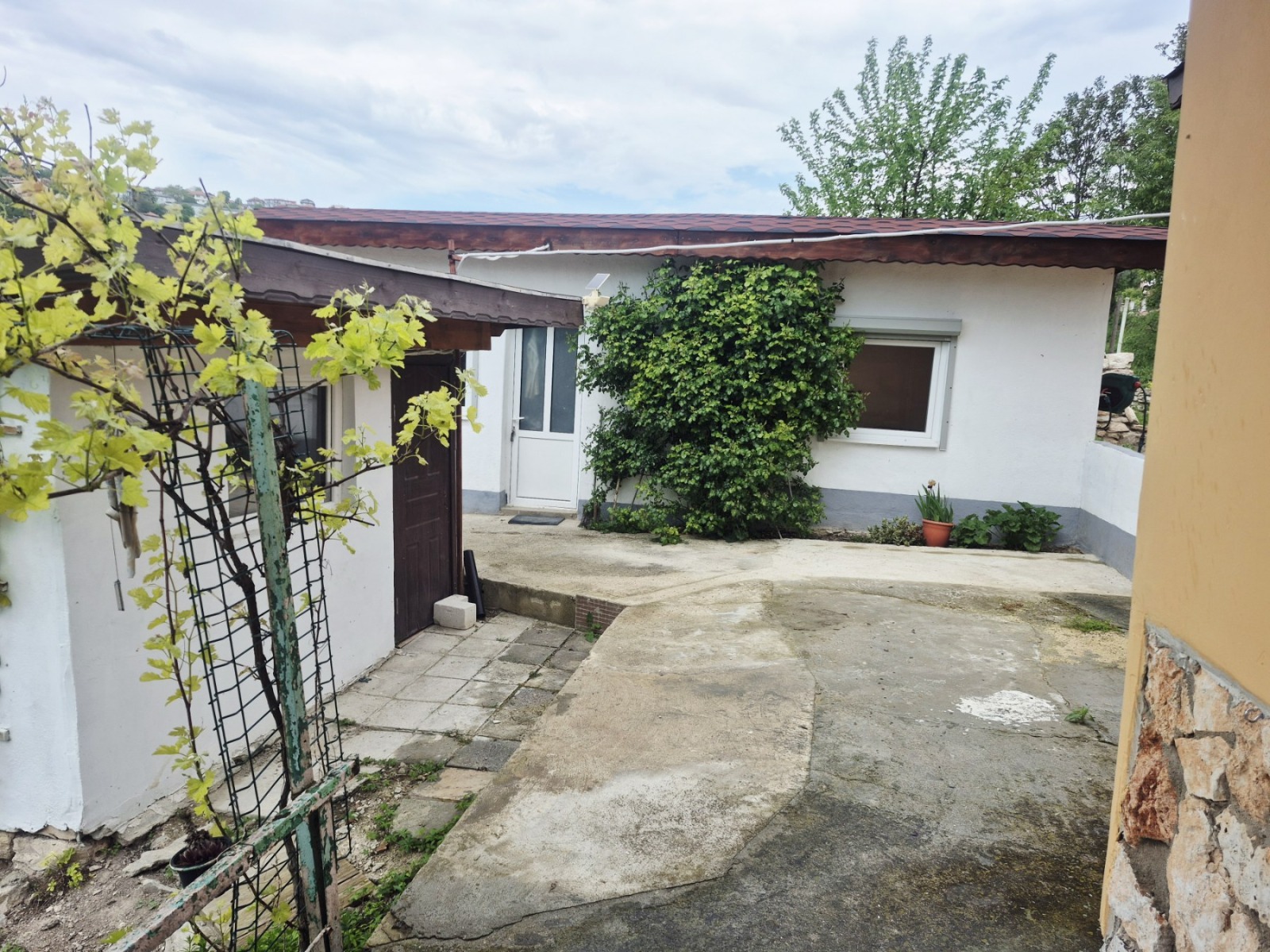 Продава КЪЩА, гр. Балчик, област Добрич, снимка 17 - Къщи - 54947487