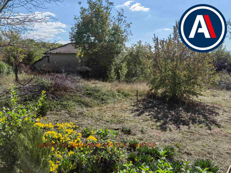 Продава ПАРЦЕЛ в област Шумен, с. Ивански - 1151 кв.м / 9 203.25 € » 18 000 лв., АДРЕС НЕДВИЖИМИ ИМОТИ - КАНТОРА ШУМЕН