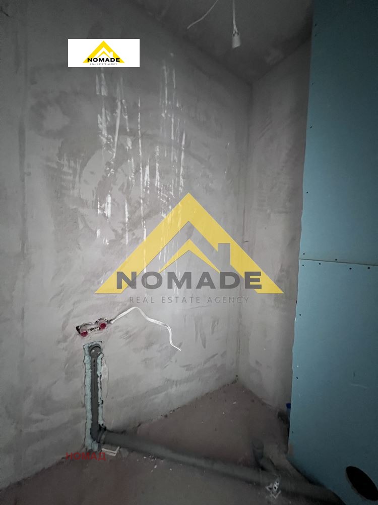 Продава  3-стаен град Пловдив , Остромила , 225 кв.м | 68142263 - изображение [8]