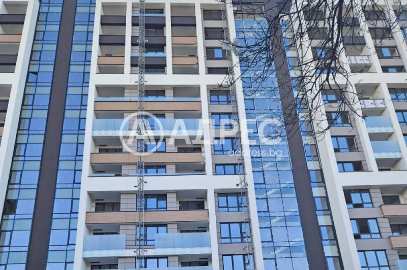 Na sprzedaż  2 sypialnie Sofia , Serdika , 118 mkw | 68282152