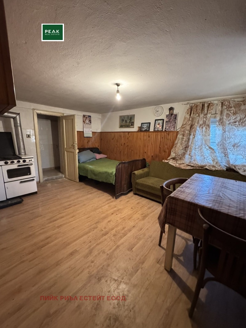 Продава КЪЩА, гр. Септември, област Пазарджик, снимка 12 - Къщи - 53111137