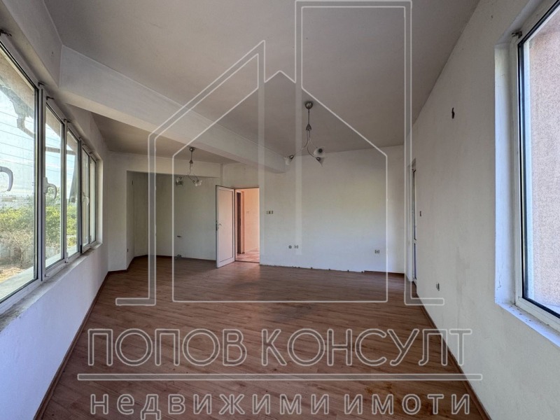 Na prodej  Úložný prostor Plovdiv , Industrialna zona - Iztok , 150 m2 | 74478289 - obraz [8]