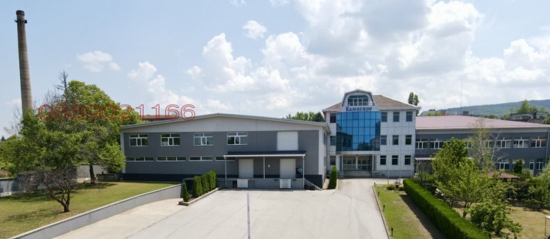 Продава СКЛАД, гр. Горна Оряховица, област Велико Търново, снимка 2 - Складове - 52784910