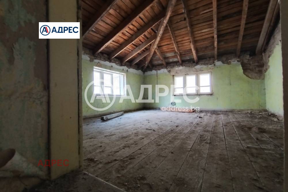 Продава ЕТАЖ ОТ КЪЩА, гр. Варна, Операта, снимка 3 - Етаж от къща - 56072022