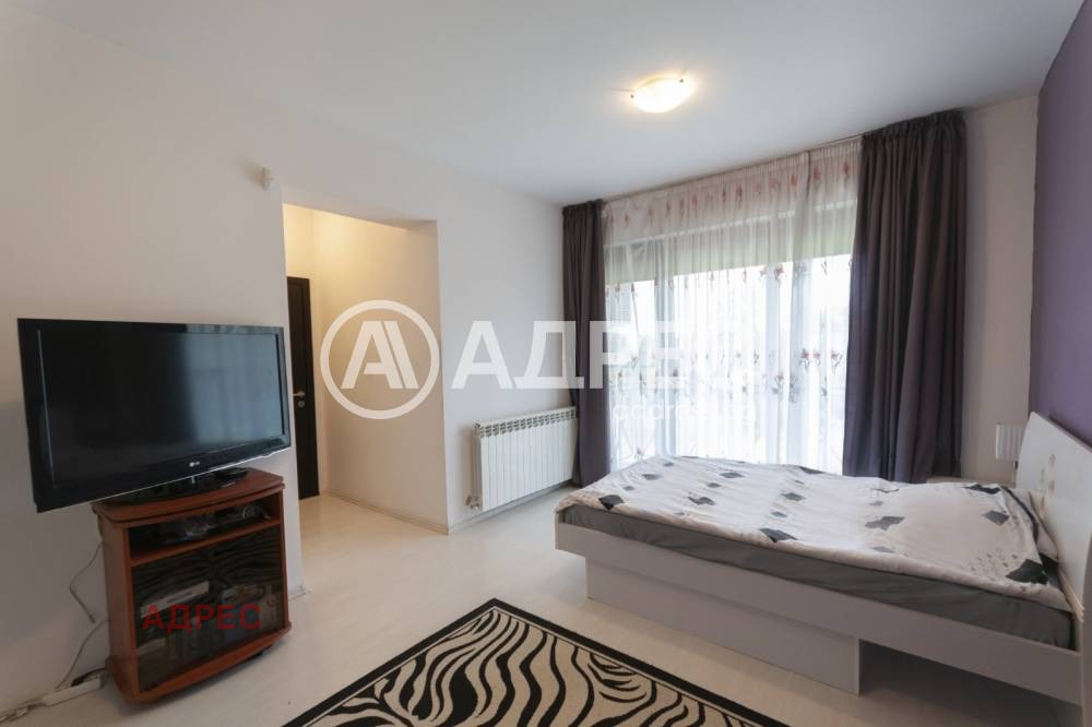 Продава КЪЩА, гр. Варна, м-т Долна Трака, снимка 13 - Къщи - 54330757