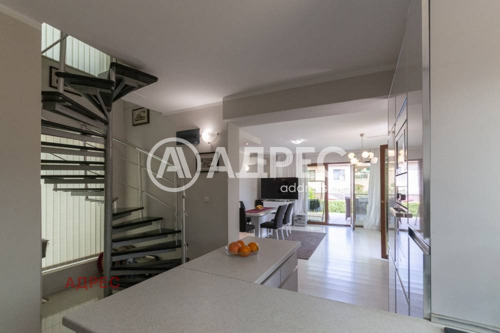 Продава КЪЩА, гр. Варна, м-т Долна Трака, снимка 5 - Къщи - 54330757