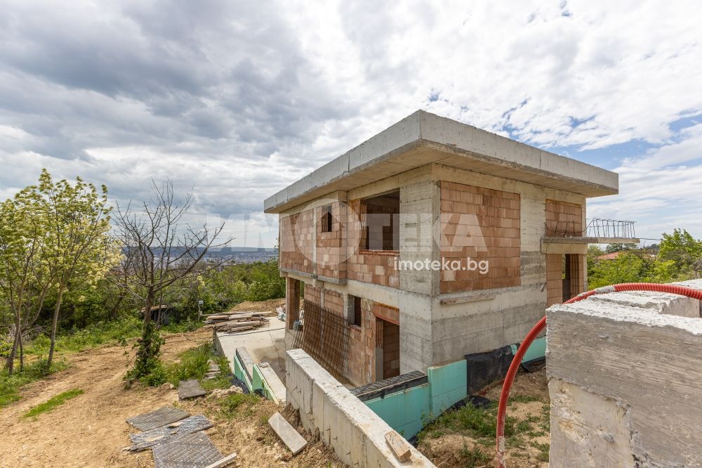 Продава КЪЩА, гр. Варна, Изгрев