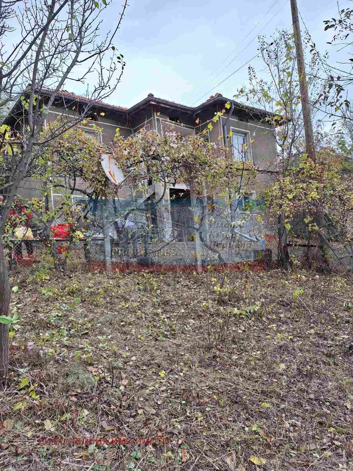 Продава КЪЩА, с. Кременик, област Кюстендил, снимка 2 - Къщи - 53640599