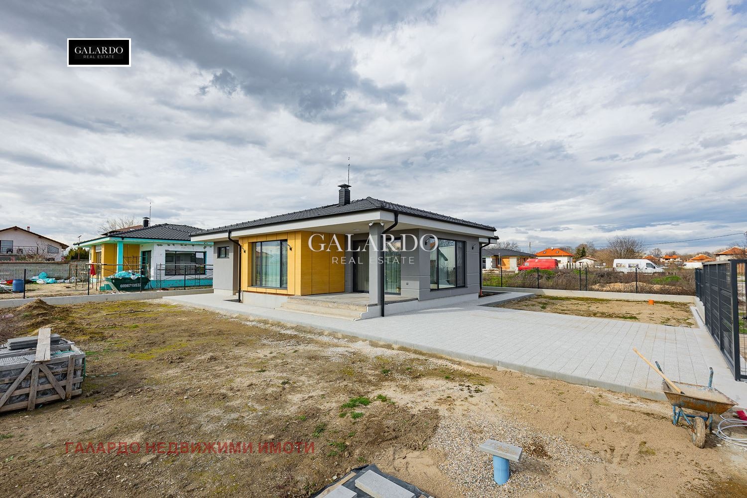 Продава КЪЩА, с. Оризари, област Пловдив, снимка 3 - Къщи - 53691937