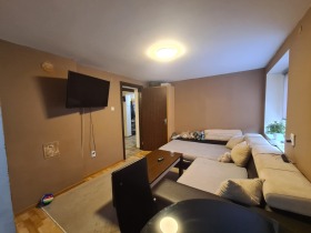2 chambres Voevodski, Haskovo 2