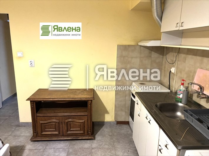 Продава 2-СТАЕН, гр. София, Света Троица, снимка 3 - Aпартаменти - 49566437