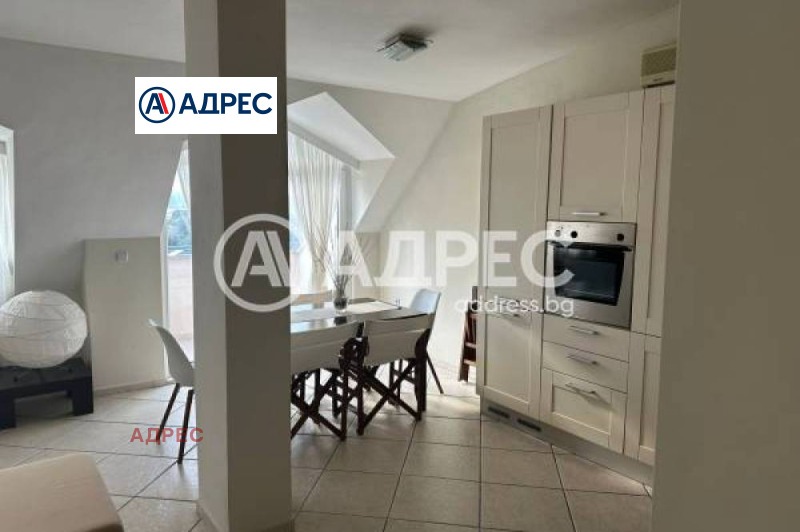 Продава 3-СТАЕН, гр. Варна, Бриз, снимка 1 - Aпартаменти - 48470683