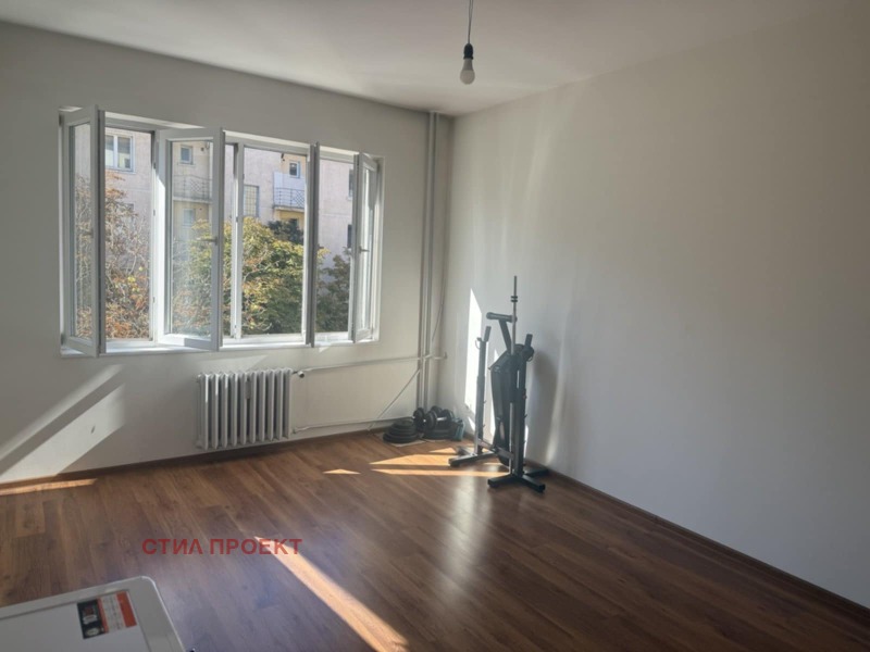 Продава 3-СТАЕН, гр. София, Център, снимка 6 - Апартаменти - 52520511