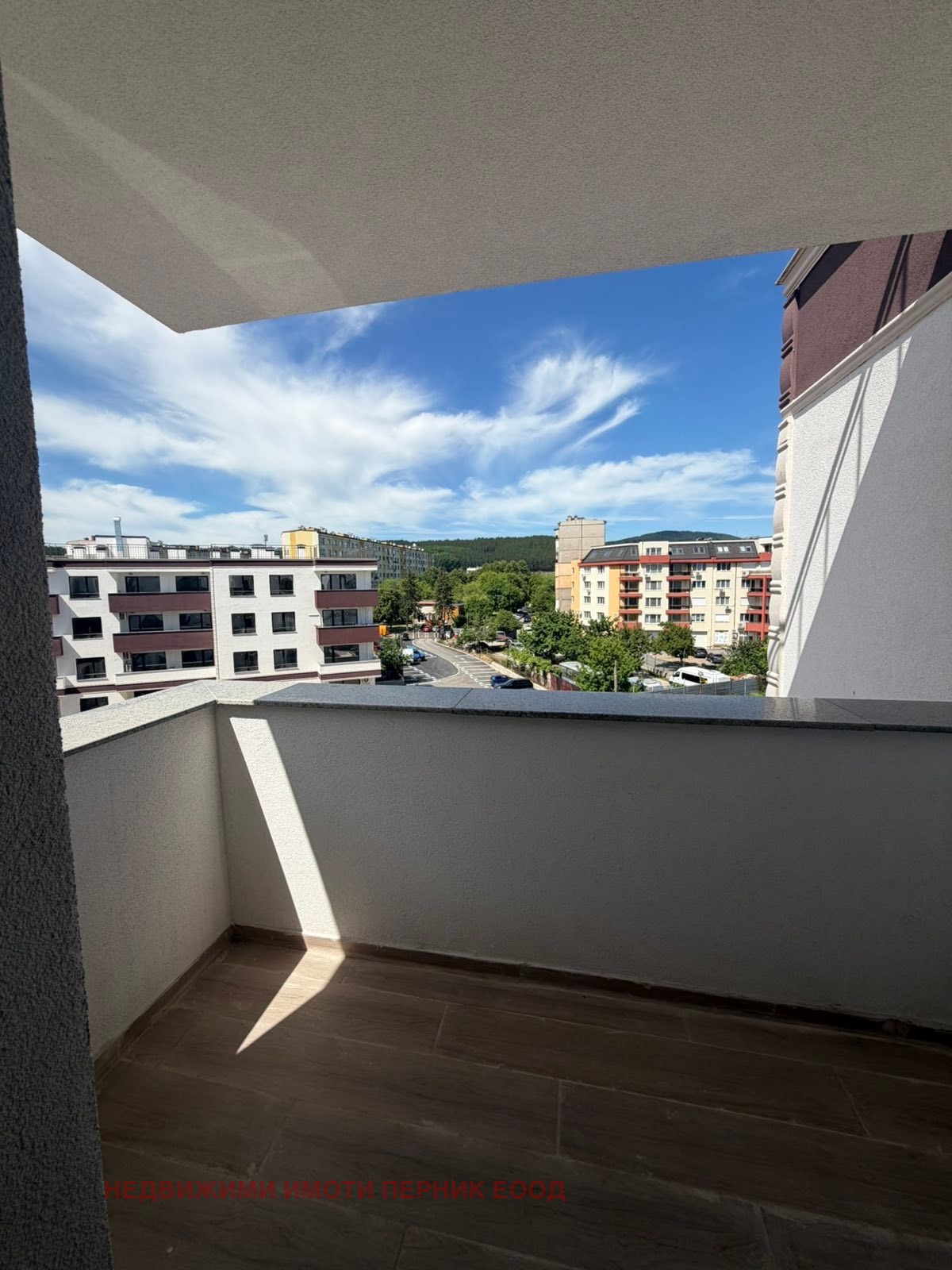 Продава МНОГОСТАЕН, гр. Перник, Изток, снимка 7 - Апартаменти - 54759687