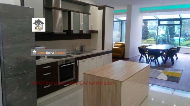 Na prodej  3 ložnice Sofia , Iztok , 200 m2 | 75370923