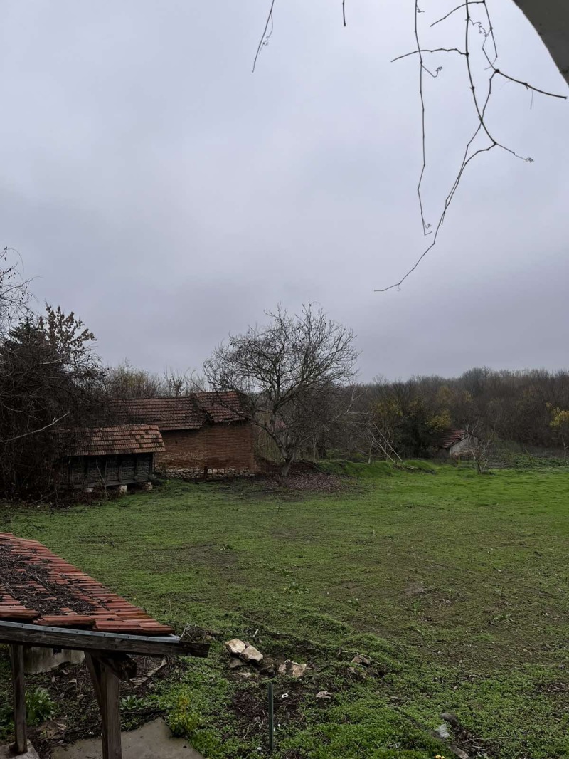 Продава КЪЩА, с. Тотлебен, област Плевен, снимка 13 - Къщи - 52580363