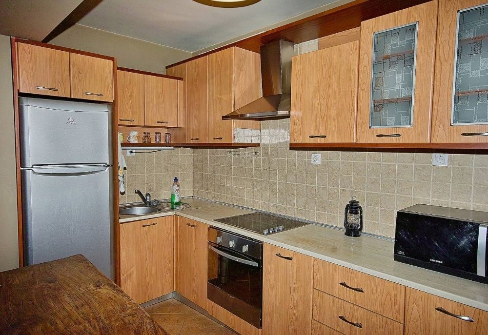 Продава 4-СТАЕН, гр. София, Белите брези